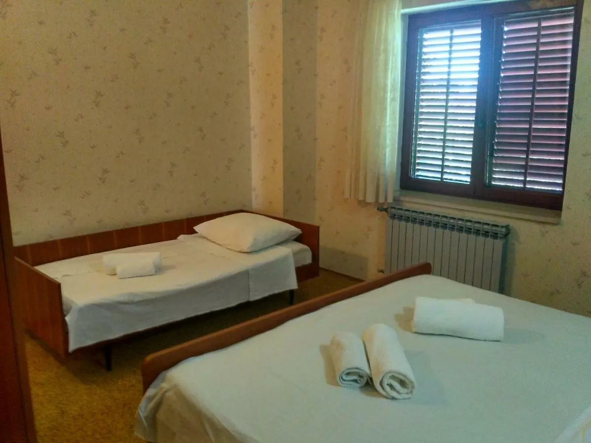 Apartmani Tonica Sukosan