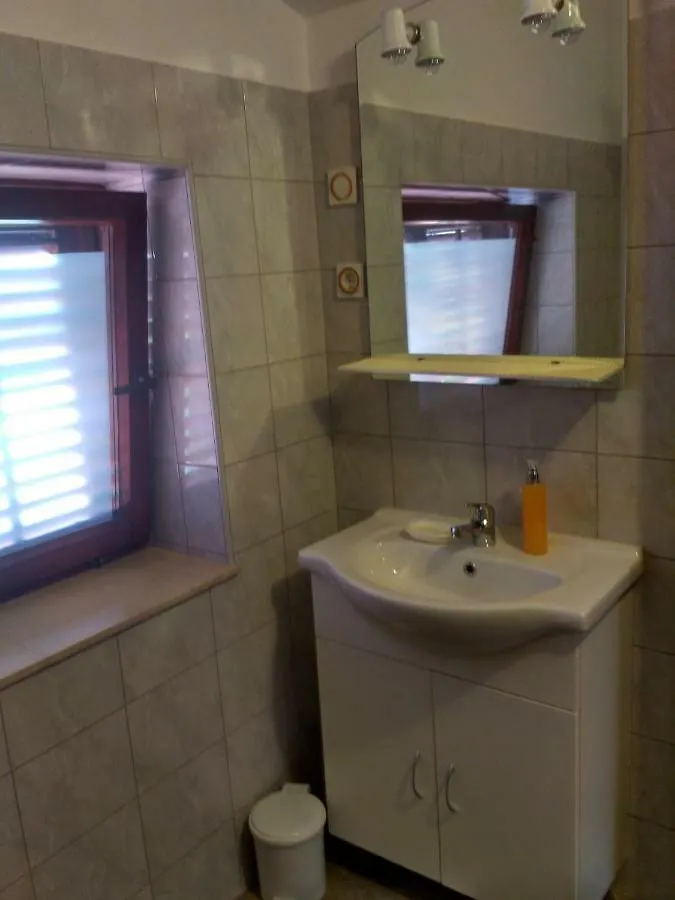 Apartmani Tonica Sukosan